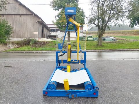 Göweil G3010 stationärer Rundballenwickler