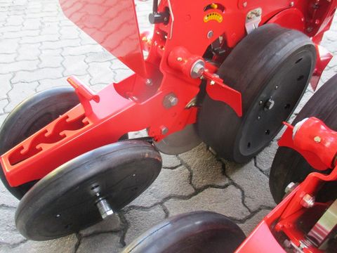 Gaspardo Magica Isotronic 7-reihige Einzelkornsämaschine