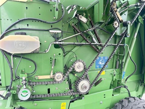 Krone Vario Pack 1500 Multi Cut Rundballenpresse