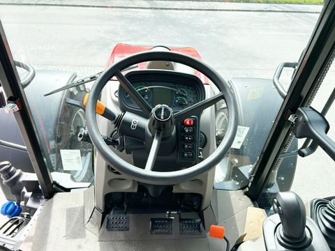 Case IH Farmall 120M