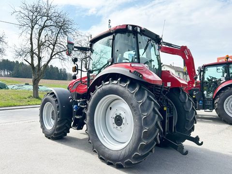 Case IH Farmall 120M