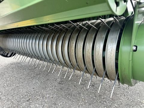 Krone Fortima V 1500 MC Rundballenpresse 