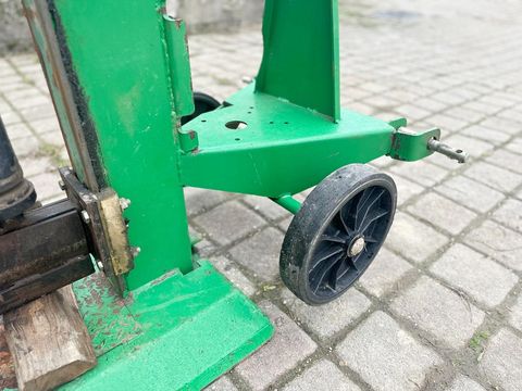 Hauslhof 10 to Holzspalter