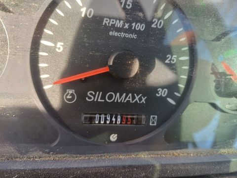 Silomaxx SVT 4045 Selbstfahrender Silokamm