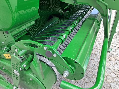 McHale V6750-II Rundballenpresse