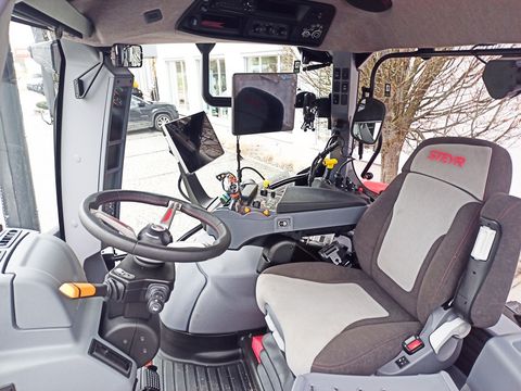 Steyr 6150 Profi CVT (Stage V)