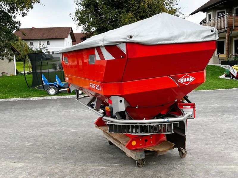 Kuhn Axis 20.1 Düngerstreuer 2