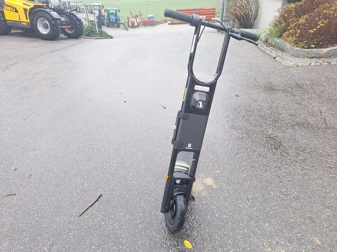 Sonstige Husqvarna SKUTTA