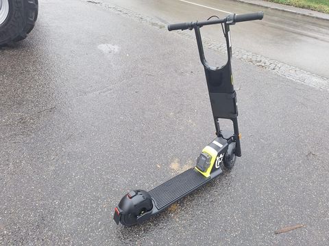 Sonstige Husqvarna SKUTTA