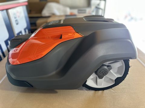 Husqvarna AM 550 EPOS Automower