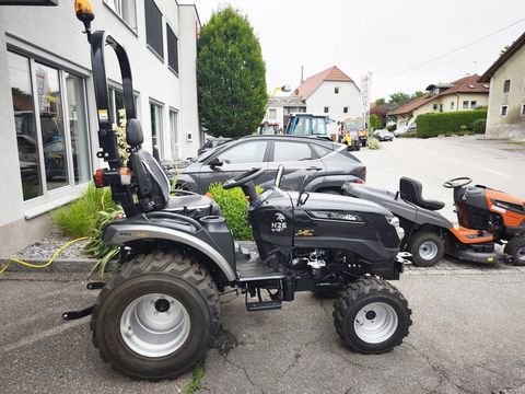 Solis 26 HST Panther Traktor