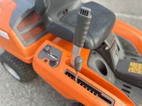Husqvarna Rider R 214C