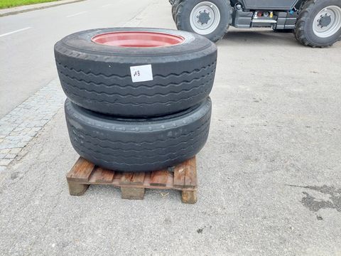 Sonstige Semperit 385/65 R 22,5 Räder 