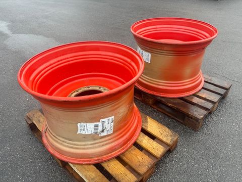 Sonstige Claas 10-Loch Felgen TW21B x 32