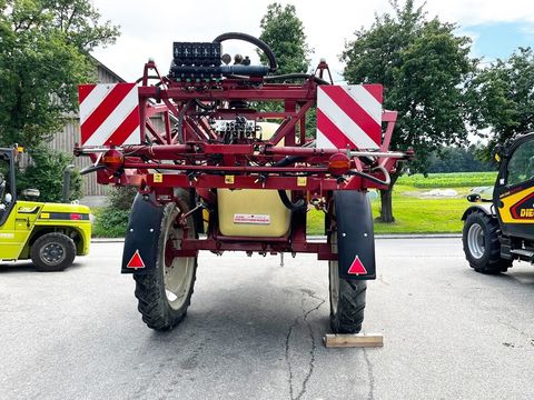 Hardi Commander 2800 l Feldspritze gezogen