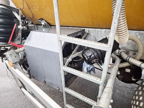 Vakutec Light 18.500 Polyesterfass mit Unfallschaden