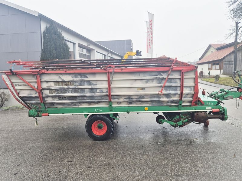Steyr Hamster 8025 Ladewagen  3