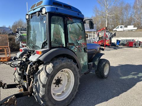 New Holland TN-V 75