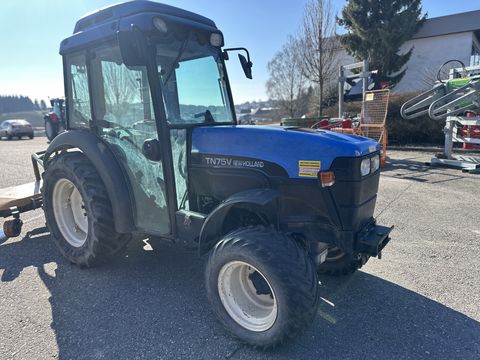 New Holland TN-V 75