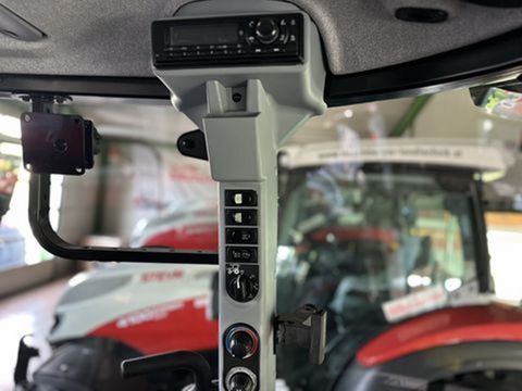 Steyr 4100 PLUS