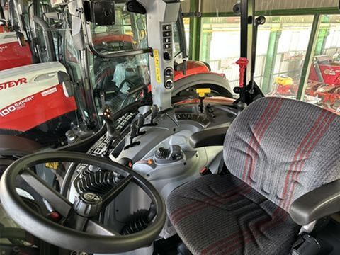Steyr 4100 PLUS