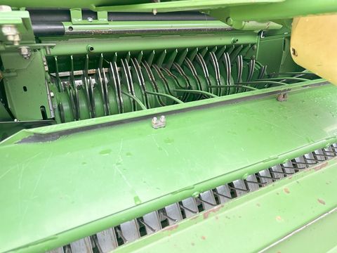 Krone Vario Pack 1500 Multi Cut Rundballenpresse