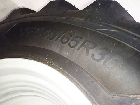 Michelin VF 540/65R30 AxioBib 2 Räder 158D