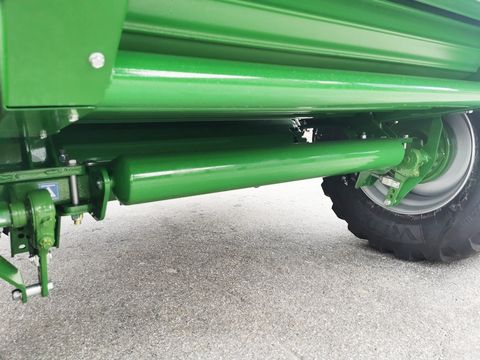 McHale  F5-550 Rundballenpresse 