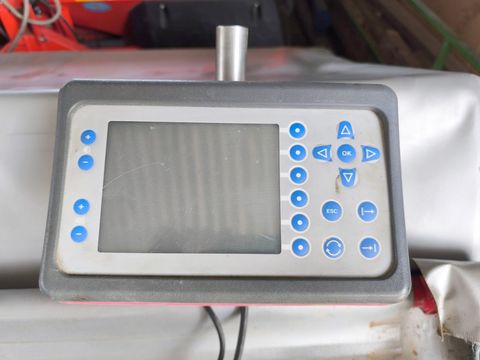 Kverneland Exacta-CL EW 1500 l Wiegestreuer