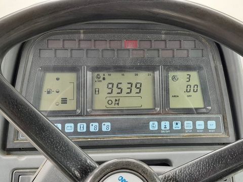 New Holland TS90