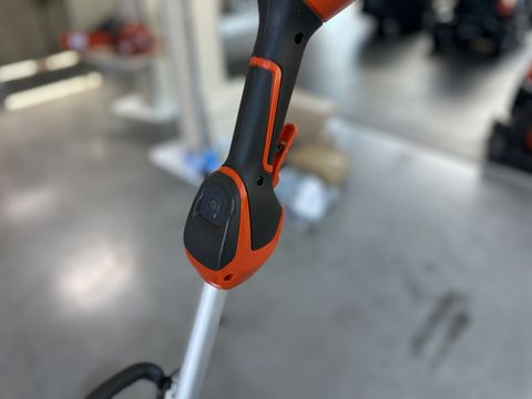 Husqvarna TH 125i Akku-Fräse