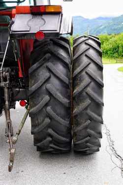 Michelin ZWILLINGSREIFEN komplett 30 Zoll