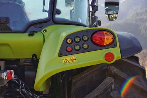 Claas Arion 420 Stage V (CIS)