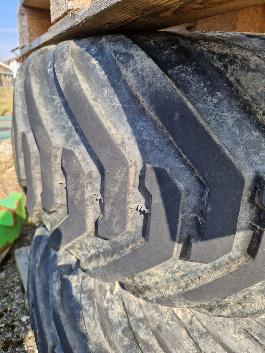 BKT 400/60x15,5 16PR Komplettrad Forst 2