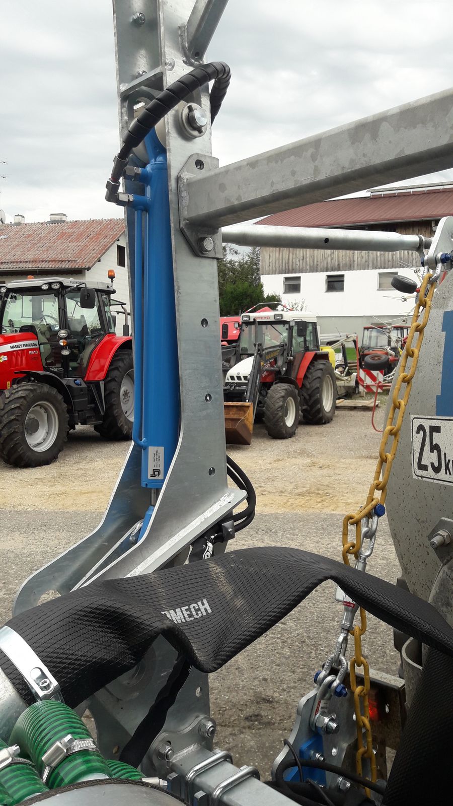 Bomech Schleppschuhverteiler UP7,5m Field Contour Syst  3