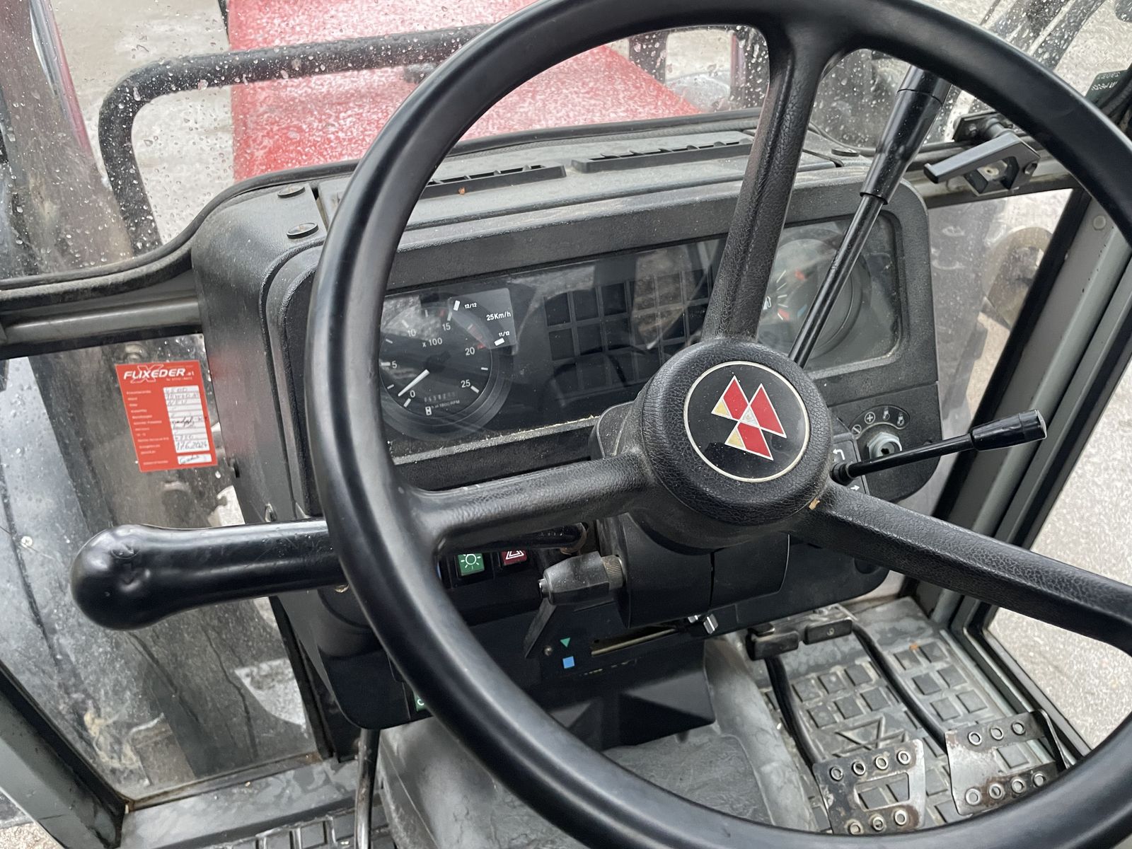 Massey Ferguson 362-4 (auch 70 PS) 3