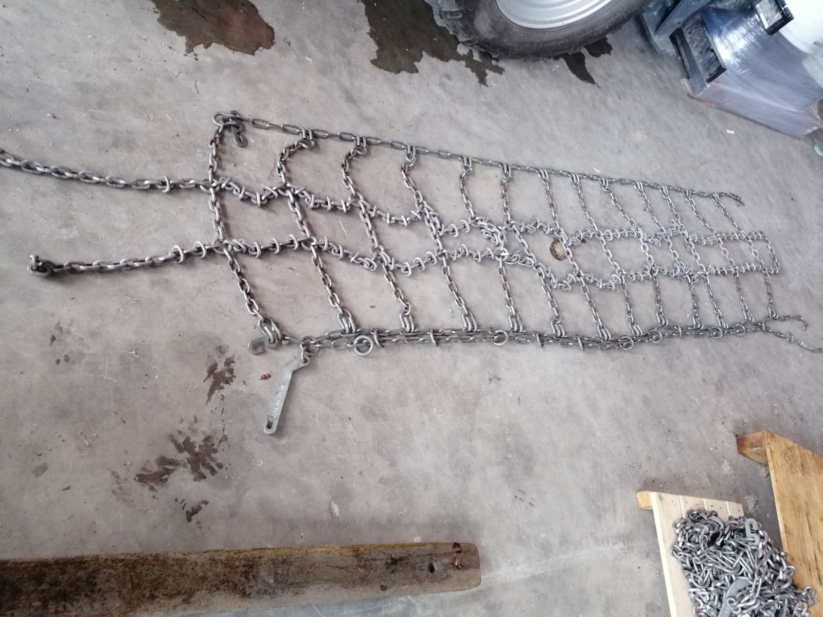 KWB Pewag 320/70R20 u.340/65R18 ev .340/65R20  3