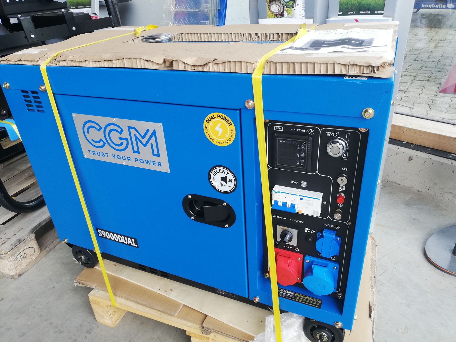 CGM Hartner S9000 Dual mit Dieselmotor  1