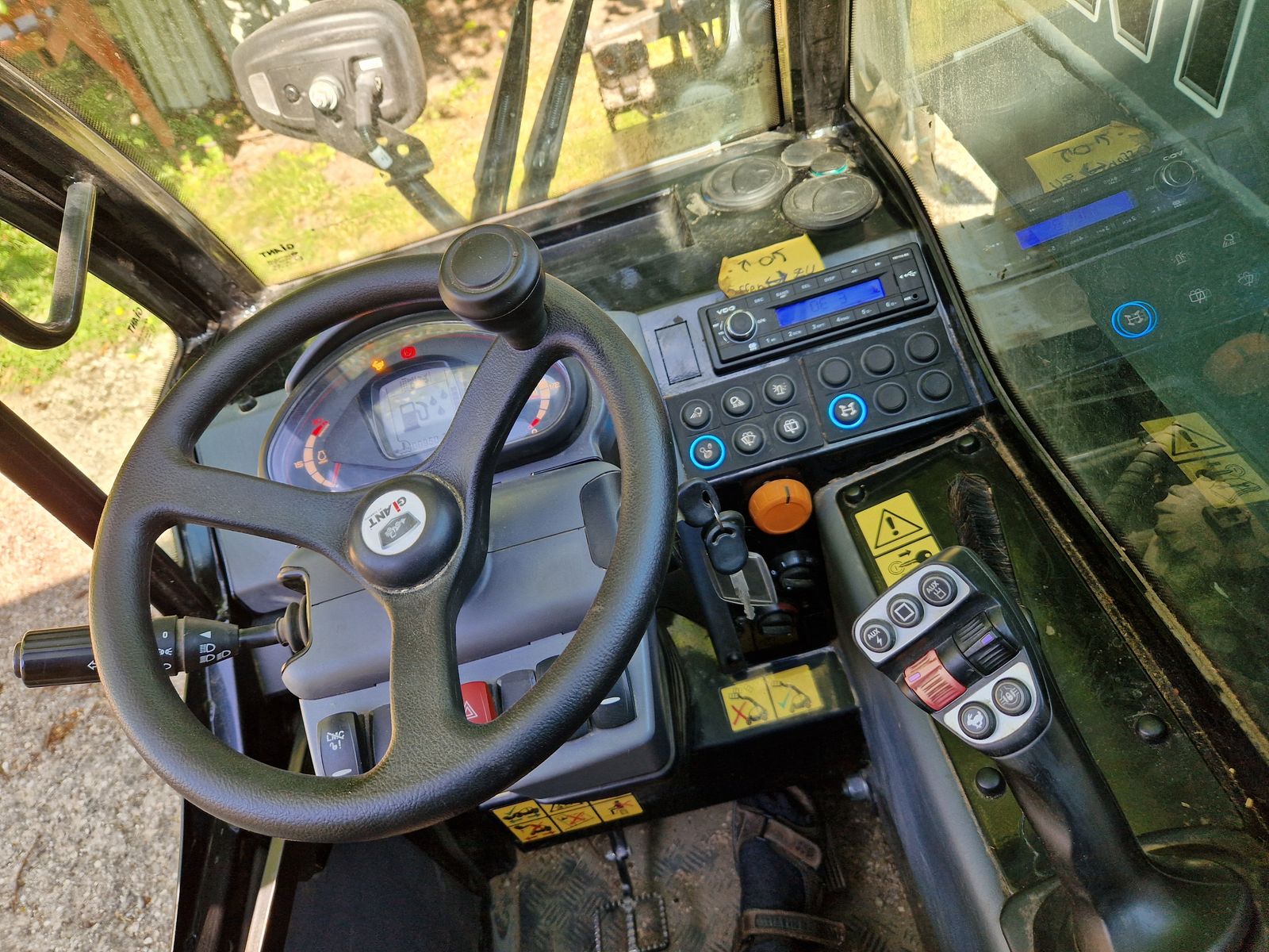 Giant GT5048 Telehoftraktor 2