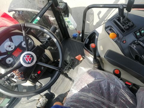 Massey Ferguson MF 4708 M Kabine
