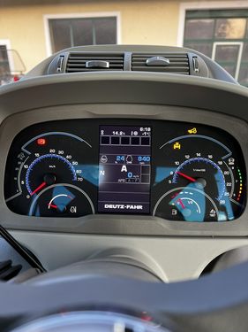 Deutz Fahr 6160 POWERSHIFT (Stage V)