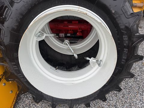 Sonstige Trinker Zwillingsreifen 380/85R30