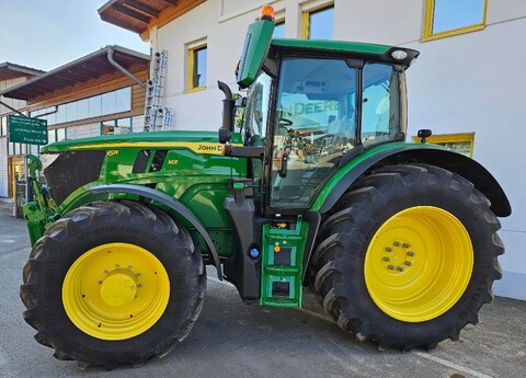 John Deere 6R 165