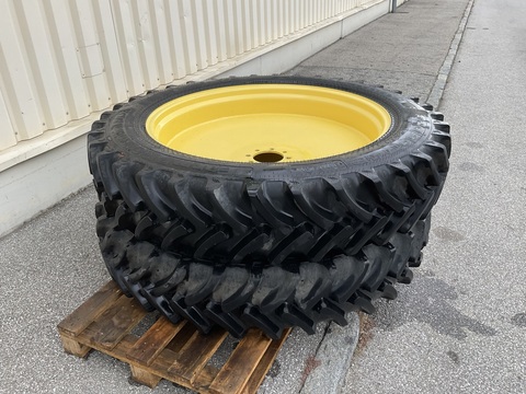 Sonstige 320/90 R 42