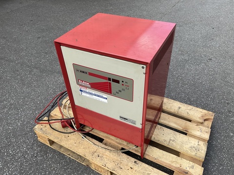 Sonstige ELBAK Batterieladegerät 