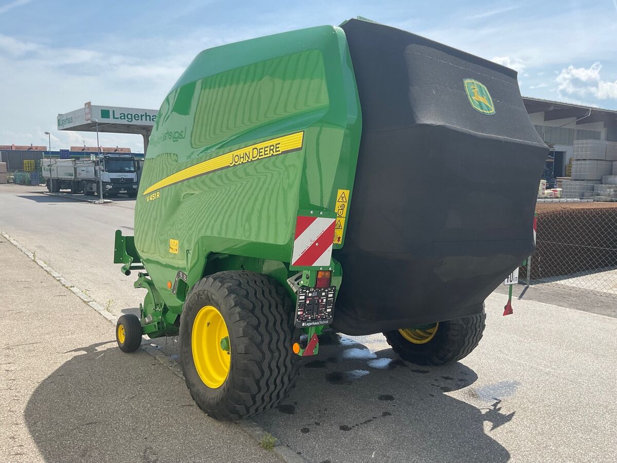 John Deere V451R 3