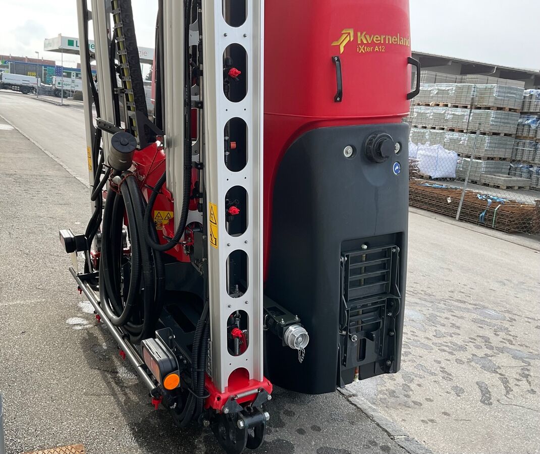 Kverneland iXter A 12 3