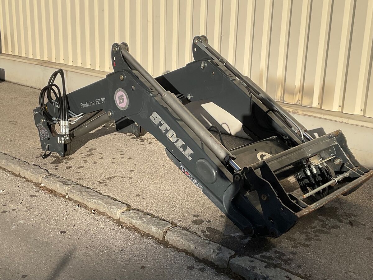 Stoll Frontlader Profi Line FZ 30 2