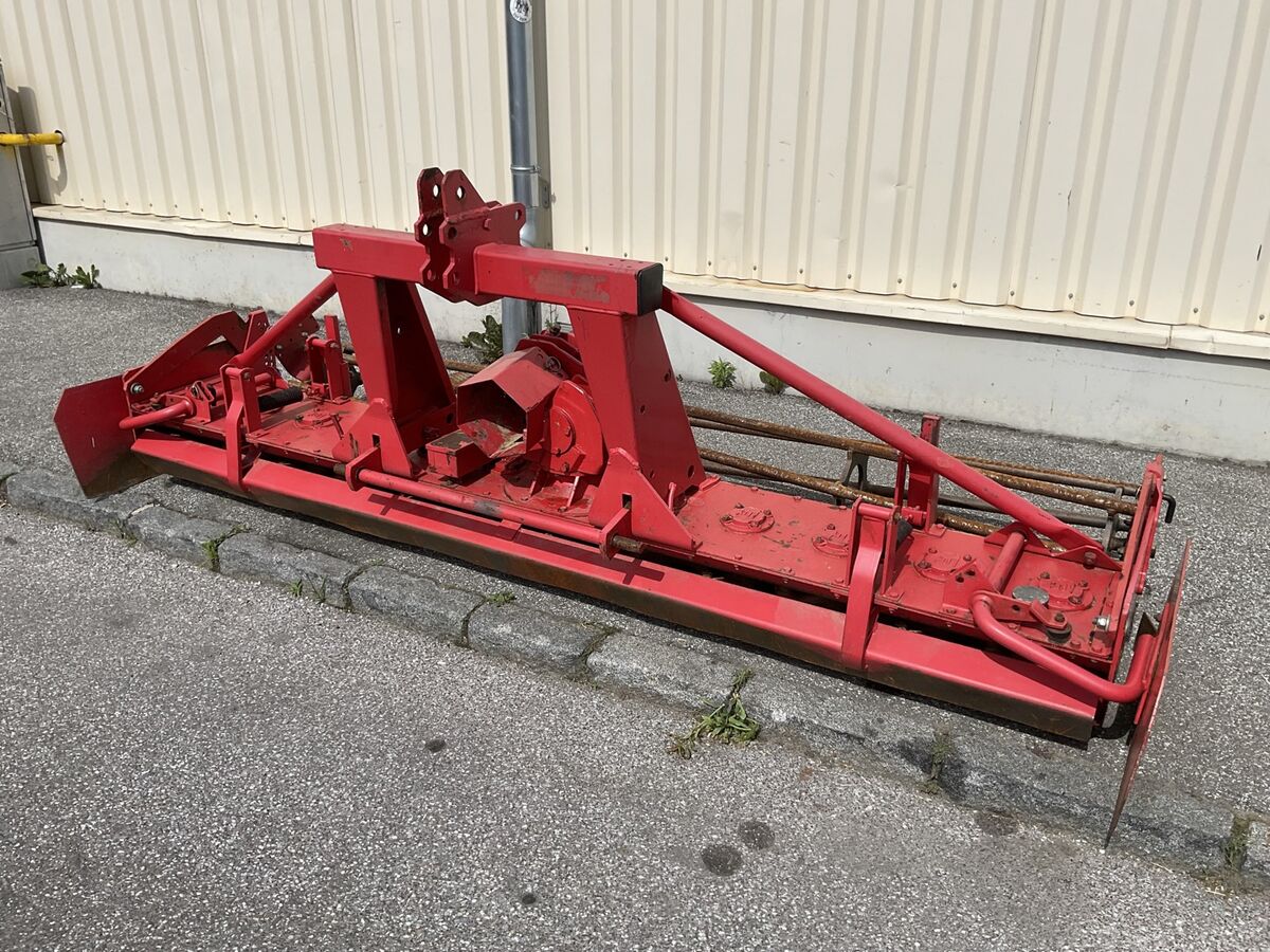 Lely 3025 2