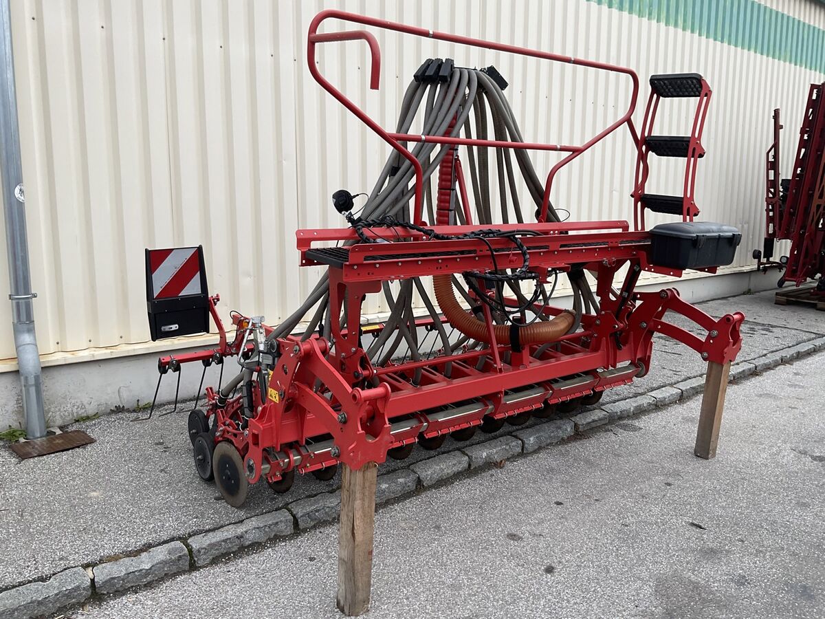 Kverneland E-Drill Compact 3 m  2